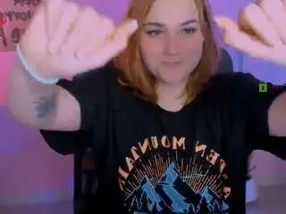 Casey-meow  live sex cam