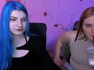 Casey-meow  live sex cam