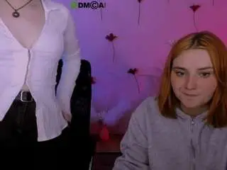 Casey-meow  live sex cam