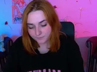Casey-meow  live sex cam