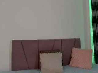 Elena-wolff  live sex cam