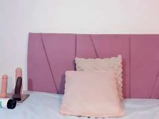 Elena-wolff  live sex cam