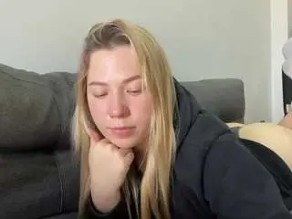 Alyrasunkarl  live sex cam
