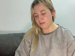Alyrasunkarl  live sex cam