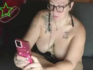 Jadestaruk  live sex cam