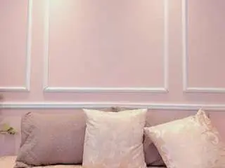 Lucycanels  live sex cam