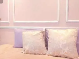 Lucycanels  live sex cam