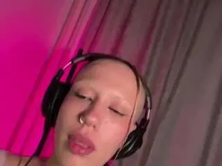 Malliecoulas  live sex cam