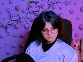 Nila-luxe  live sex cam