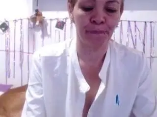 Samanthawhatson  live sex cam