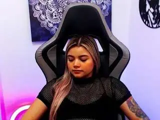 Scarletthudsson  live sex cam