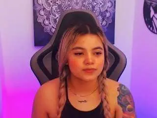 Scarletthudsson  live sex cam