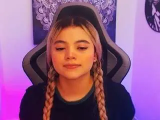 Scarletthudsson  live sex cam