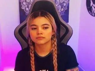 Scarletthudsson  live sex cam