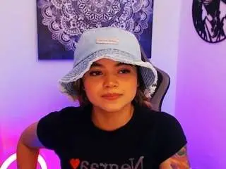Scarletthudsson  live sex cam