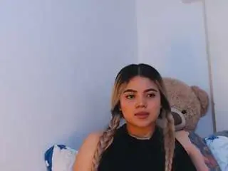 Scarletthudsson  live sex cam