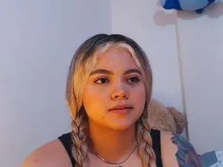 Scarletthudsson  live sex cam