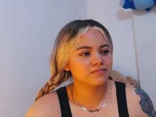 Scarletthudsson  live sex cam