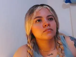 Scarletthudsson  live sex cam