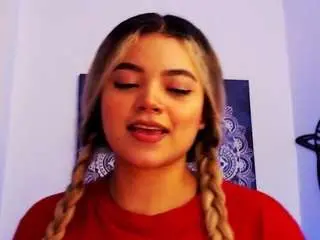 Scarletthudsson  live sex cam