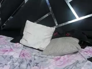 Sexxtatyy  live sex cam
