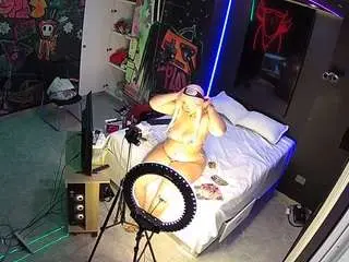 Voyeurcam-casa-salsa-disturbed  live sex cam