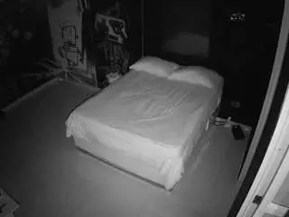 Voyeurcam-casa-salsa-disturbed  live sex cam
