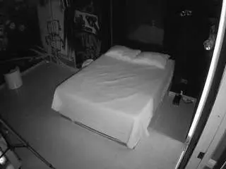 Voyeurcam-casa-salsa-disturbed  live sex cam