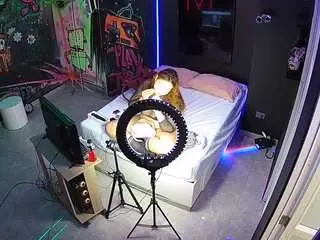 Voyeurcam-casa-salsa-disturbed  live sex cam