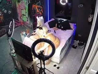 Voyeurcam-casa-salsa-disturbed  live sex cam