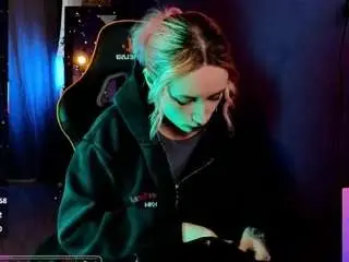 Helen-carter  live sex cam
