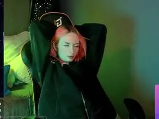 Helen-carter  live sex cam