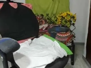 Janellemetz  live sex cam