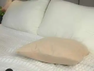 Lorettafloor  live sex cam