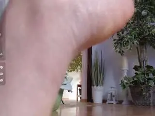 Squirtmania  live sex cam