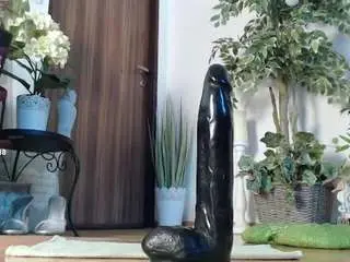 Squirtmania  live sex cam