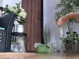Squirtmania  live sex cam