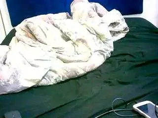 Hornyvibesx  live sex cam