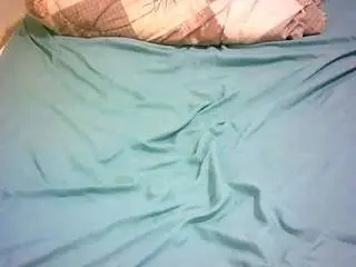 Hornyvibesx  live sex cam