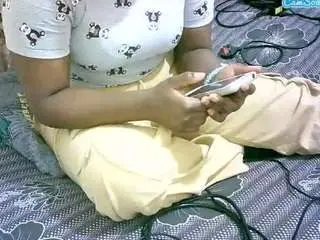 Hornyvibesx  live sex cam