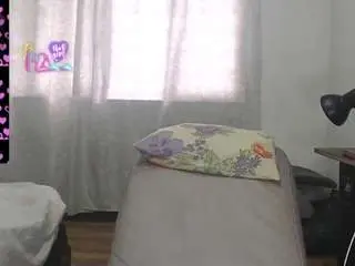 Kittyhotass  live sex cam