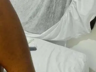 Kriisvany-leroy  live sex cam