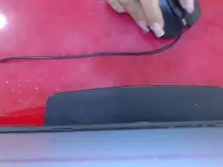 Martina-miilf  live sex cam