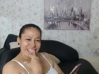 Martina-miilf  live sex cam
