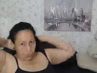 Martina-miilf  live sex cam