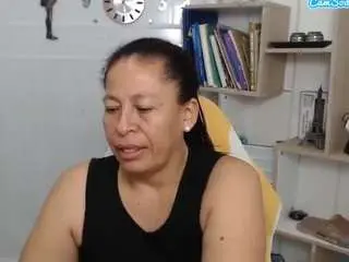 Martina-miilf  live sex cam