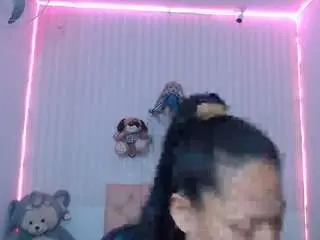Martina-miilf  live sex cam