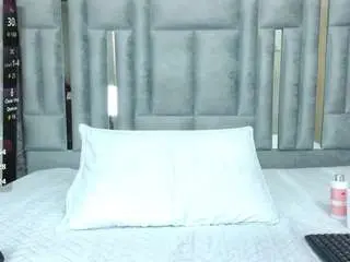 Veronicaroose  live sex cam