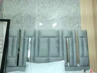 Veronicaroose  live sex cam