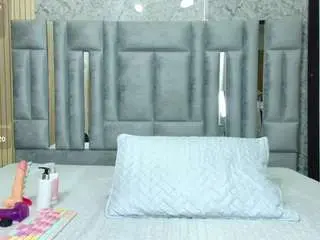 Veronicaroose  live sex cam